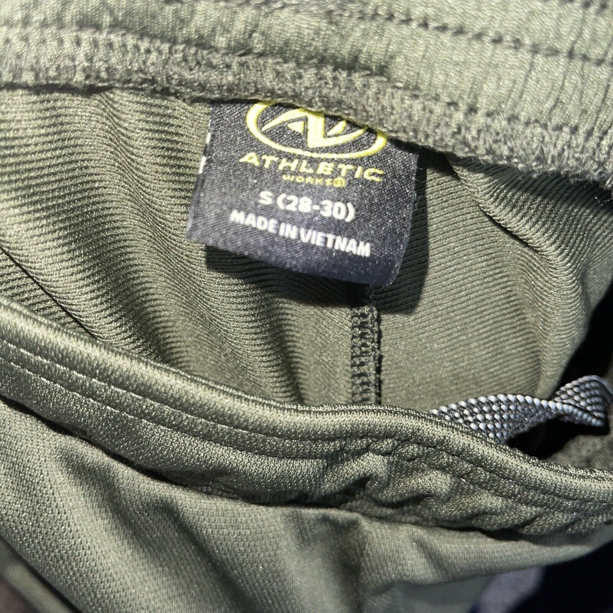 Men’s Small Athletic Works Olive Green Sweat pants workout pants Size 28-30