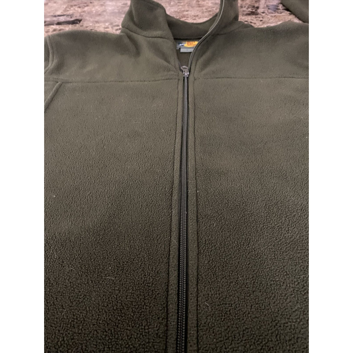 Bass Pro Shops Men’s Medium Olive Green Full-zip Fleece Polyester Jacket