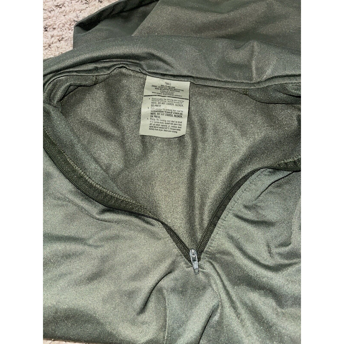 Men’s 1/4 Zip Small Olive Green Military Issue Jacket