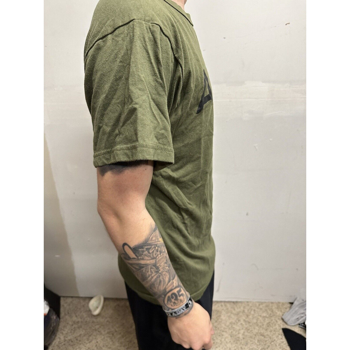 Men’s Army Green Rothco Medium Athletic Tshirt