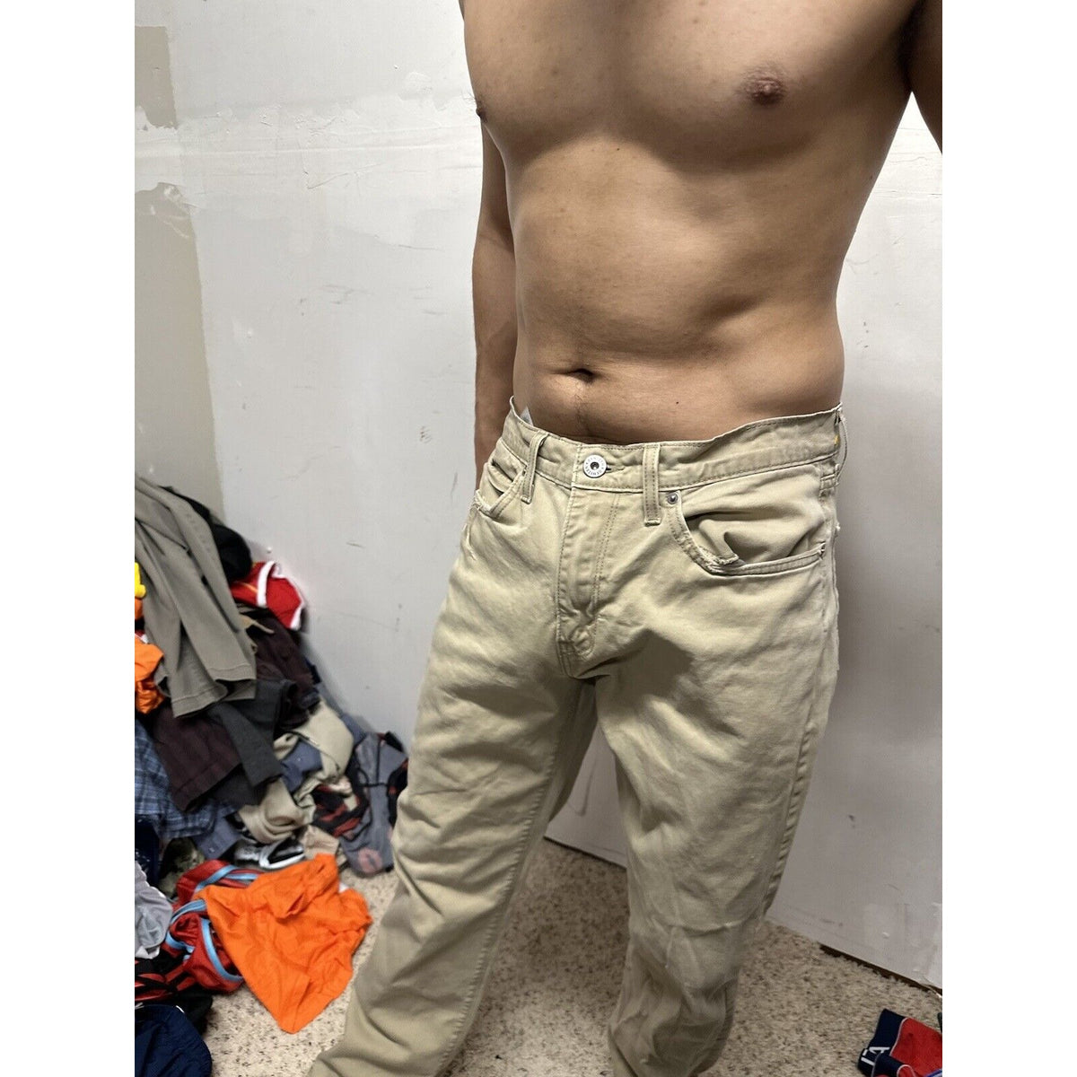 Men’s Khaki Denizen Levi’s 231 Athletic Fit 32”x32”