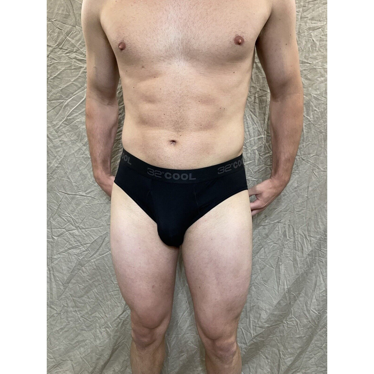 men's black 32 degrees 8% spandex athletic brief small