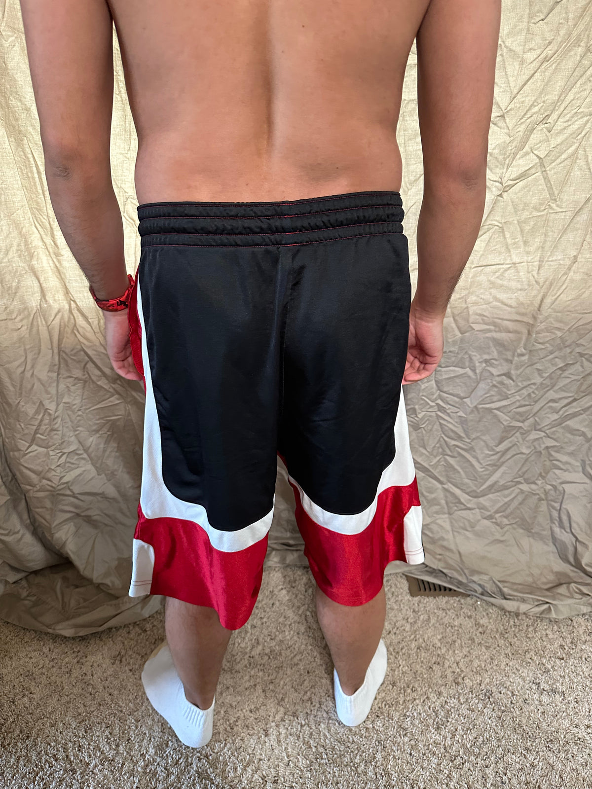 Men’s air Jordan red black white athletic shorts with pockets size medium