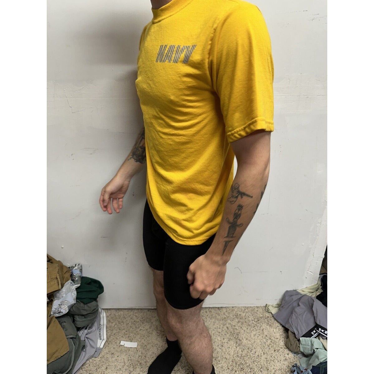 Men’s  Yellow Navy Physical Fitness Uniform Short Short Sleeve Small