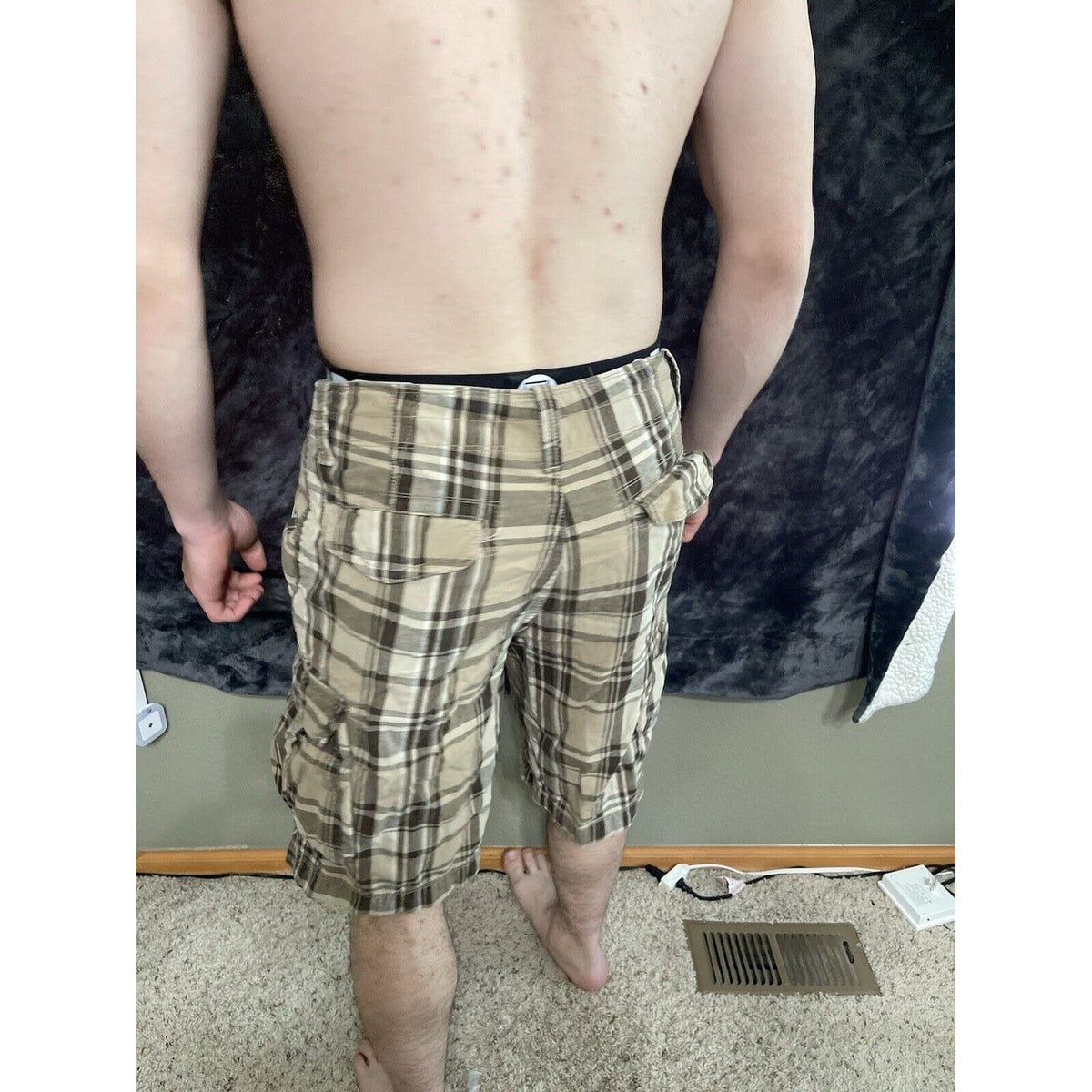 Men’s Arizona Jean Company Tan Plaid Shorts Size 31
