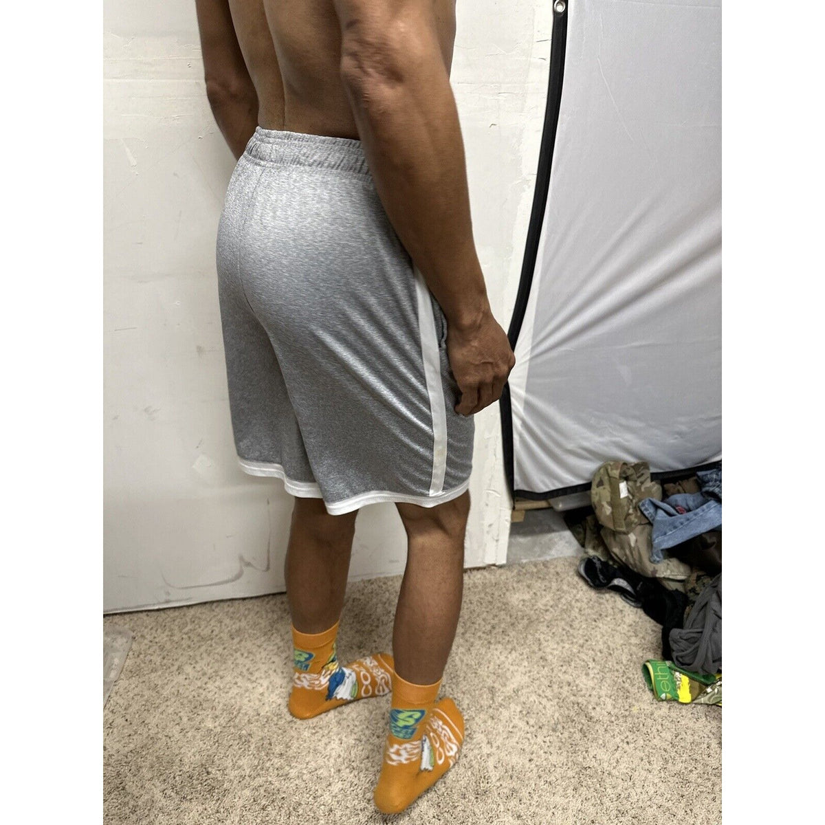 teen boy’s  Fila xL Gray Athletic Shorts (18-20)