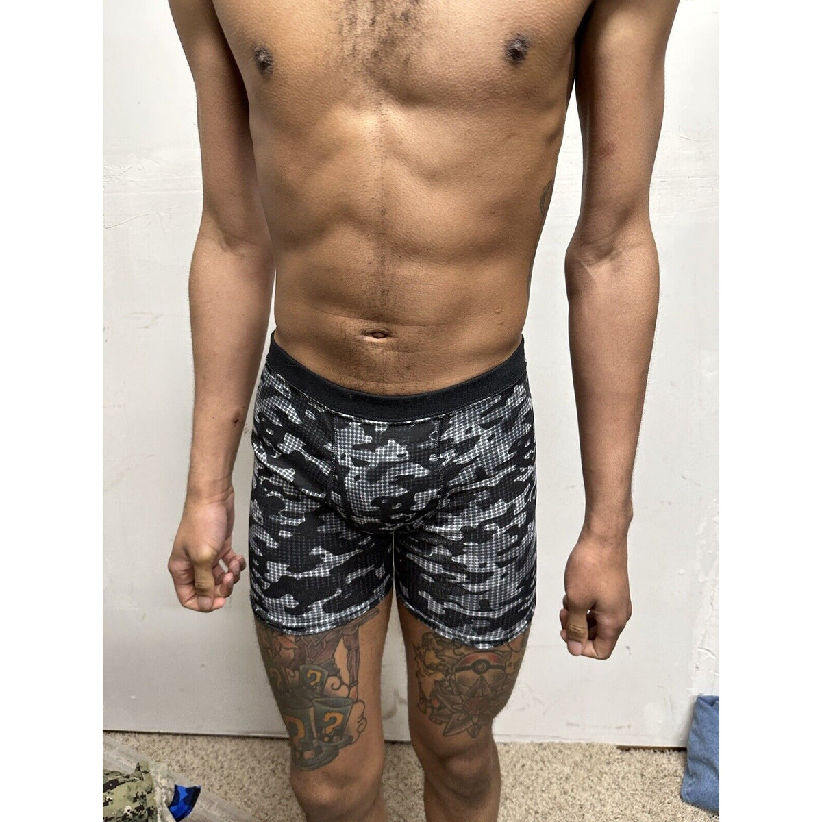 Boys XL black Camo Hanes boxer briefs