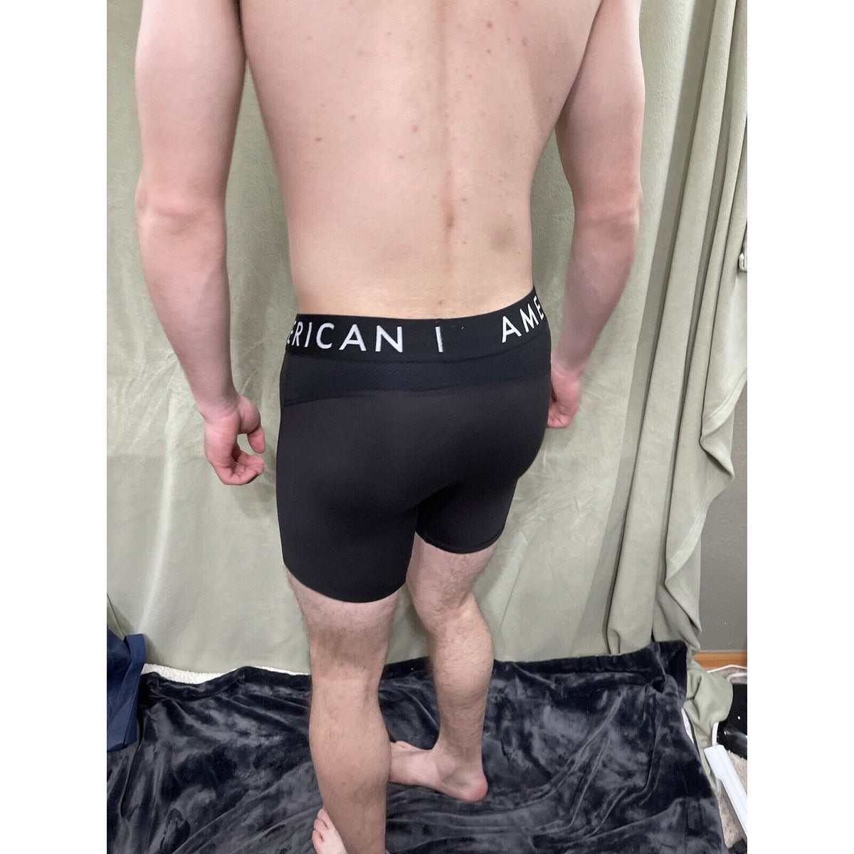 Men’s Black American Eagle Flex Mesh Compression Shorts Medium New