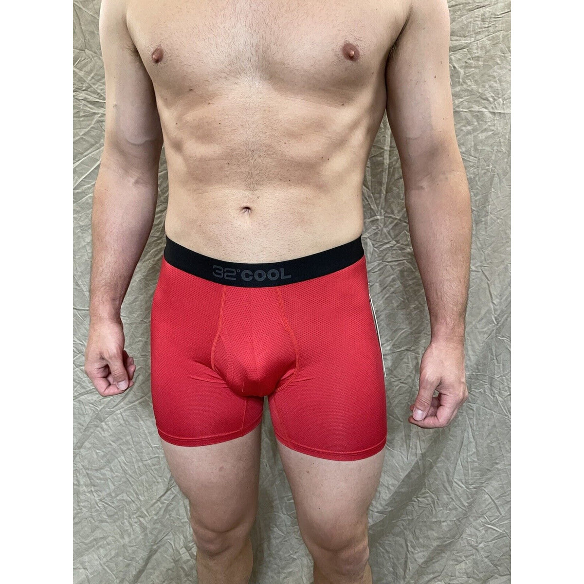men's 32 degrees cool fire engine red compression boxer briefs Medium