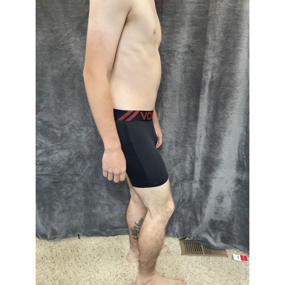 men's black volcom 15% spandex compression boxer brief Medium
