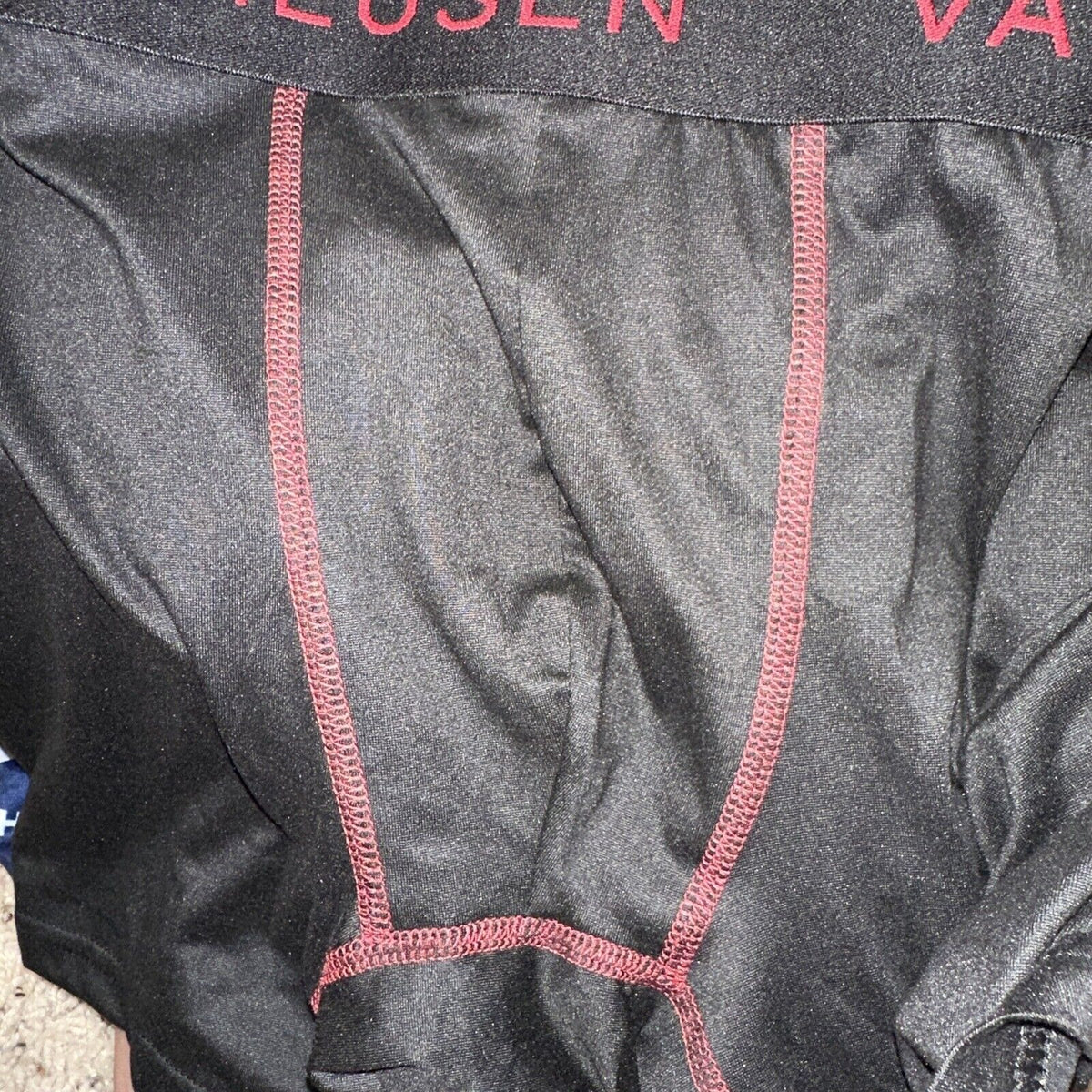 Men’s Black Van Heusen Medium Compression Shorts
