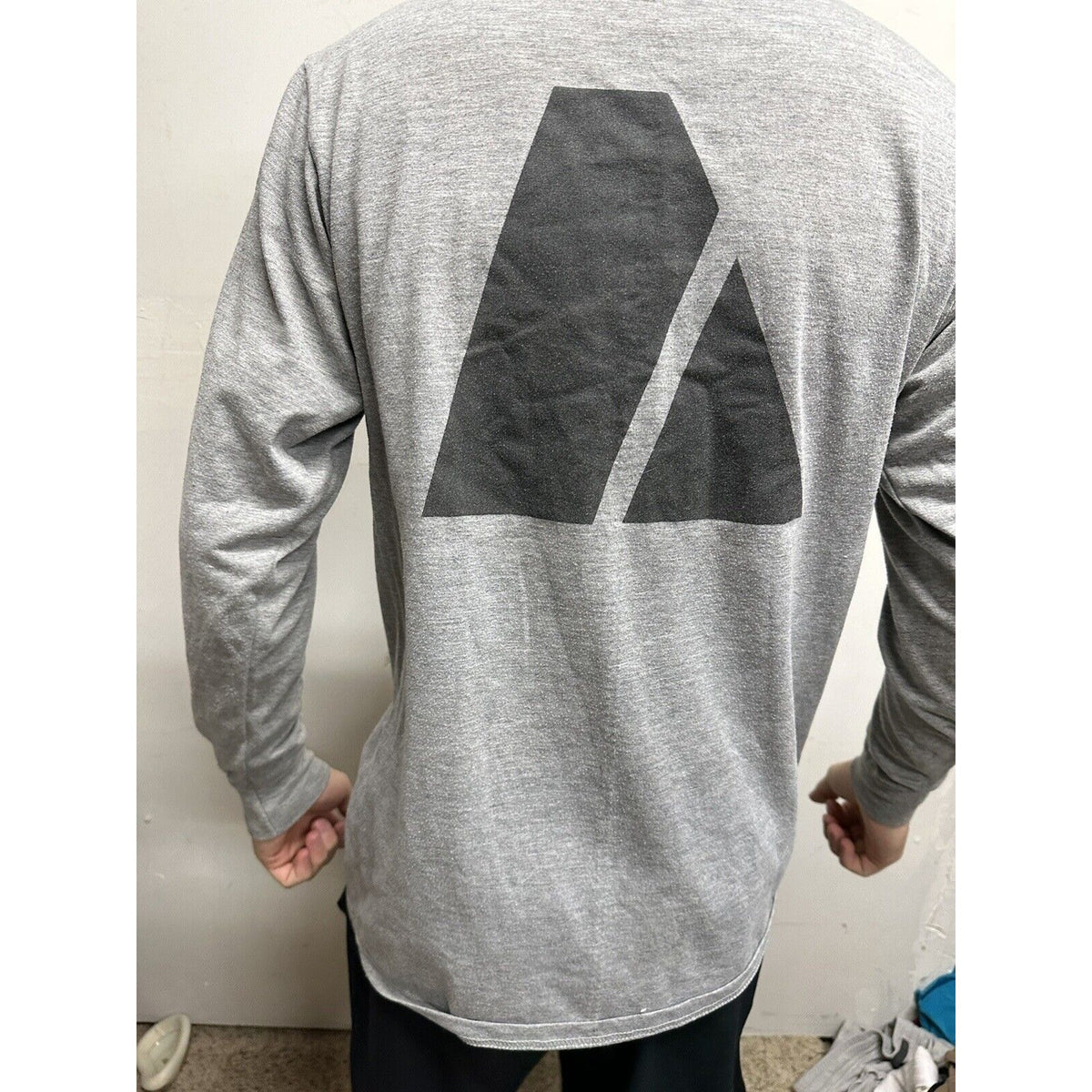 Men’s Army Pt Uniform Gray Small Long Sleeve