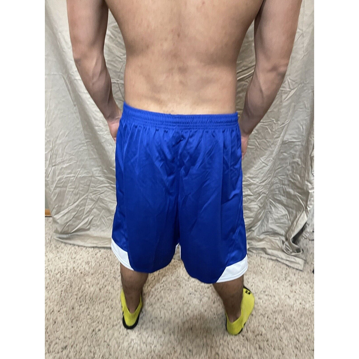 Men's Large  Royal Blue Under armour lacrosse style shorts