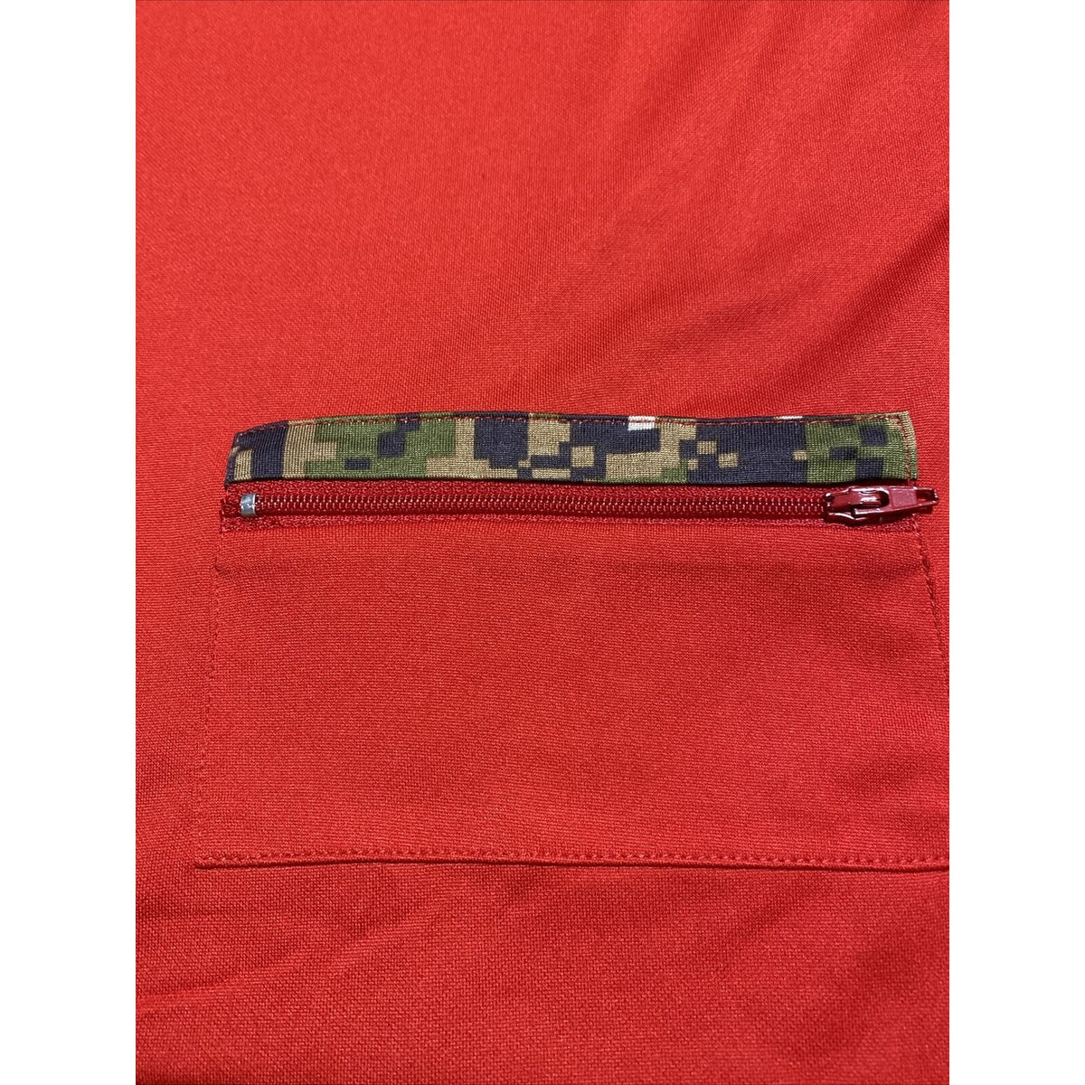 Soffe Extreme Training XT46 Men’s Medium Red Camo  Military Polyester Shirt NWT