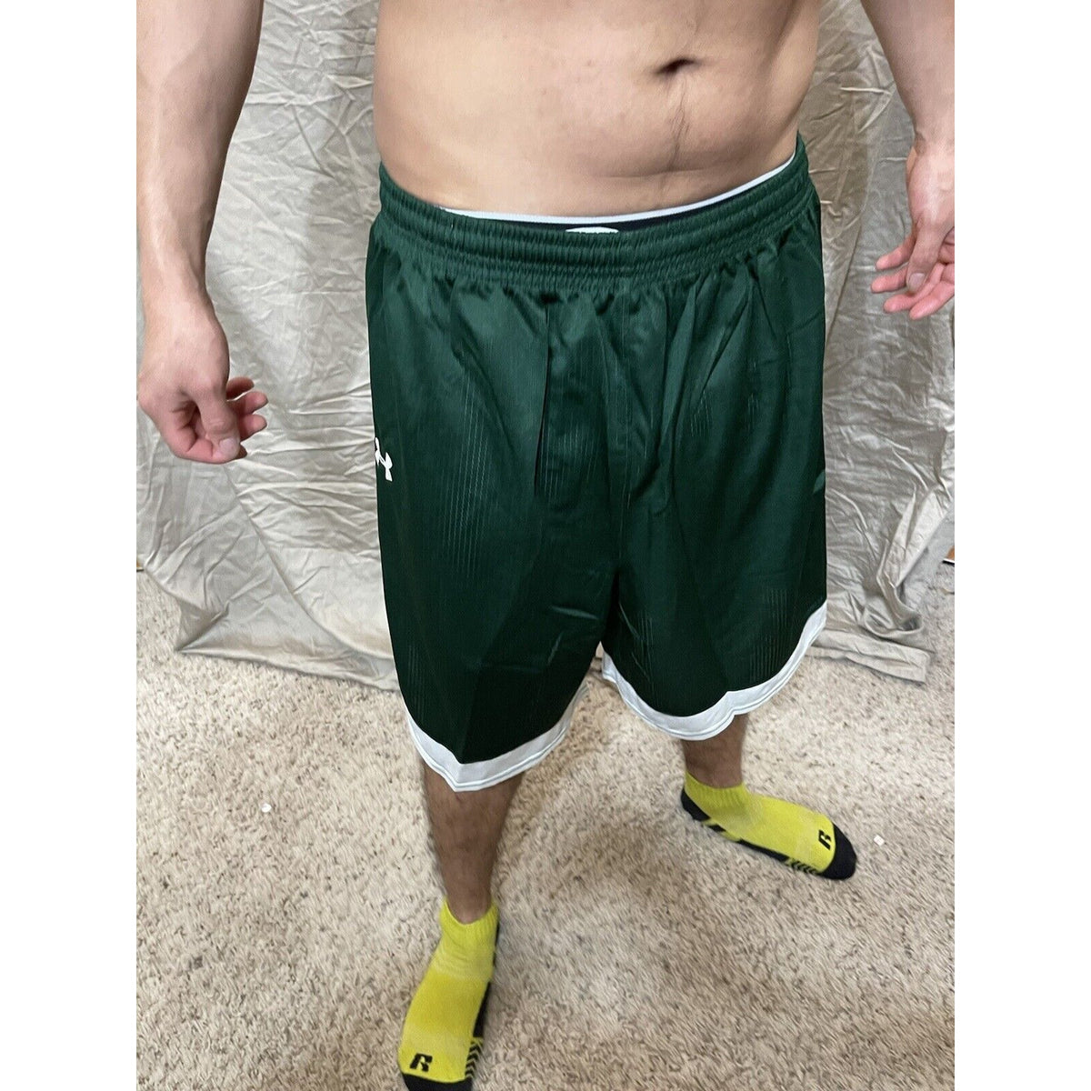 Men's  under armour Large Deep Green Lacrosse style shorts no pockets