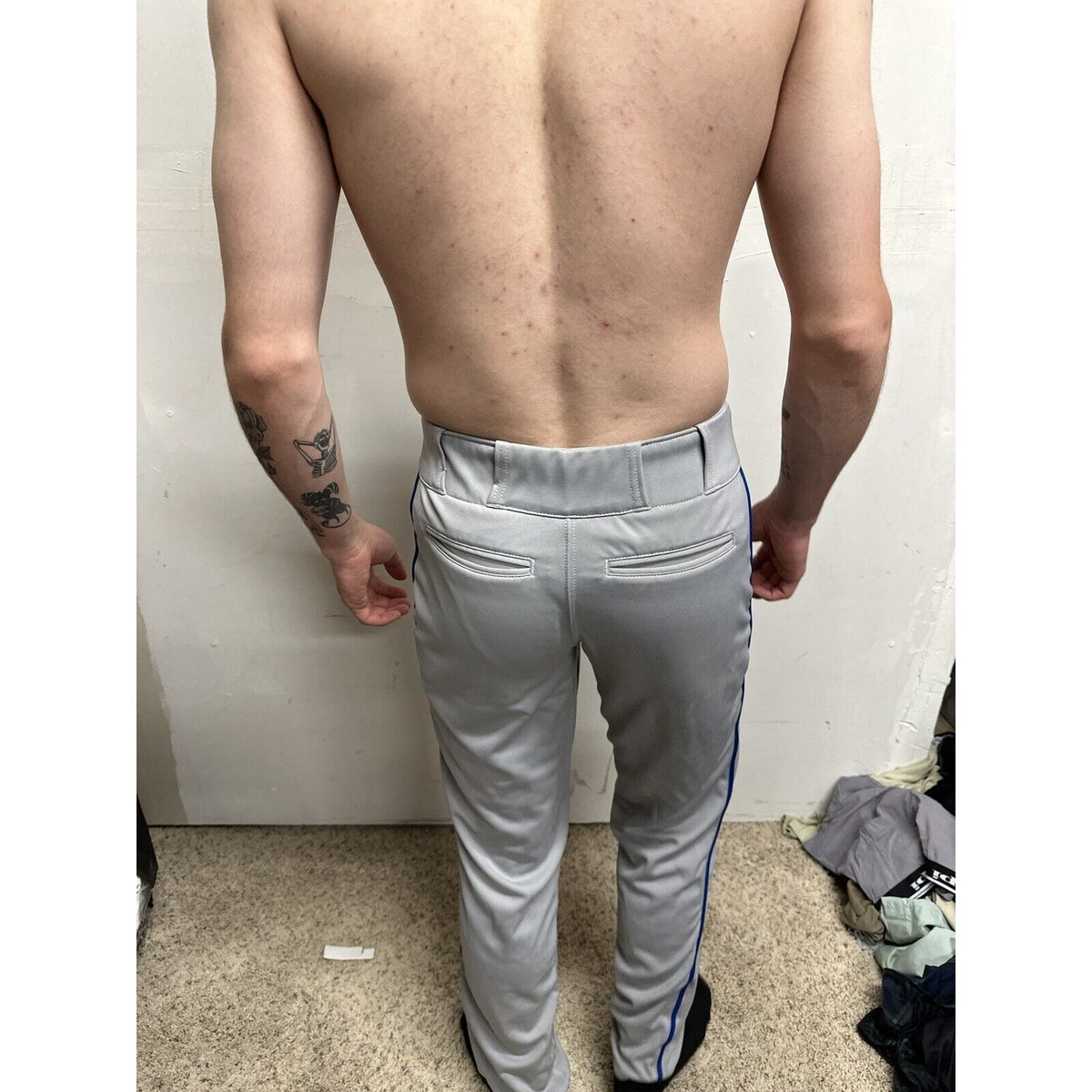 Men’s Gray Champro Adult Medium  Baseball Pants With Blue Line