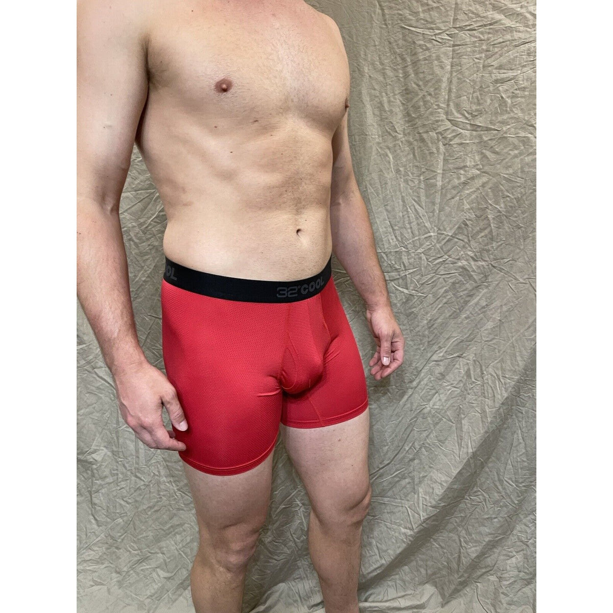 men's 32 degrees cool fire engine red compression boxer briefs Large