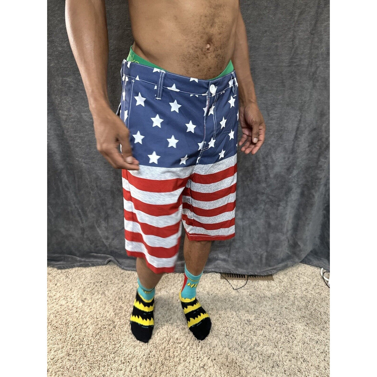 Men’s Palmwave Size 34 Patriotic Board Shorts Poly Spandex 4 Way Stretch