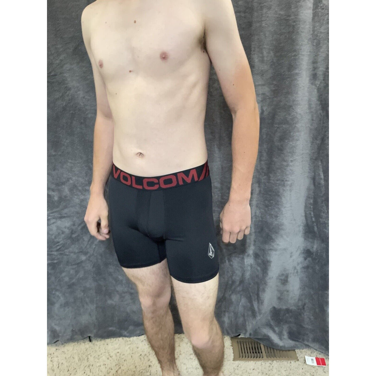 men's black volcom 15% spandex compression boxer brief Medium