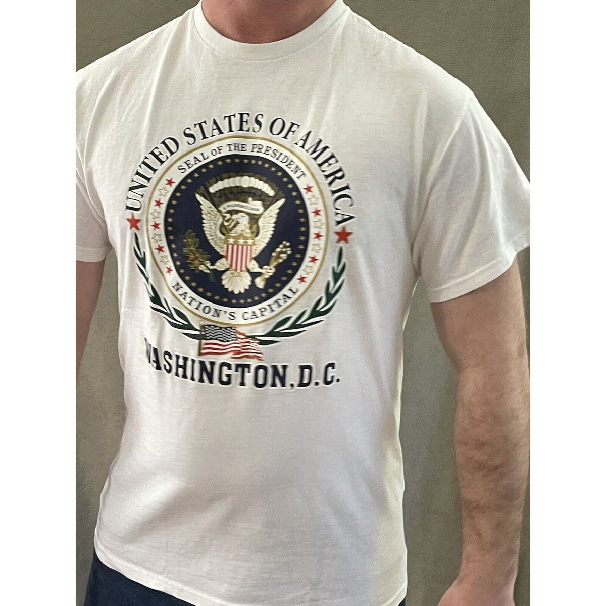 Delta Pro Weight Washington DC USA Men's Large presidential seal white T-Shirt