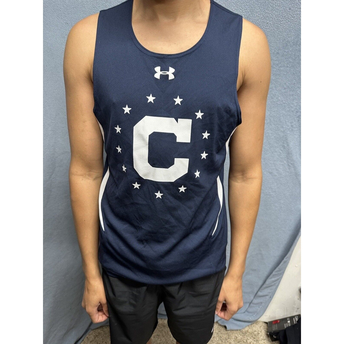 Men’s Blue Under Armour Muscle Shirt Tank Top Shirt Large