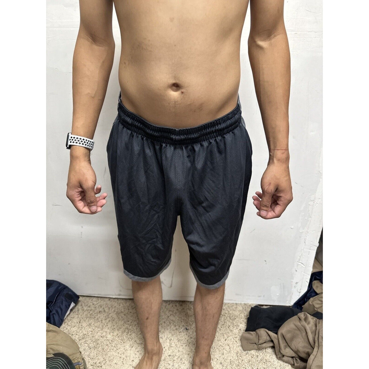 Men’s Black And Gray Nike XL Athletic Shorts With Pockets