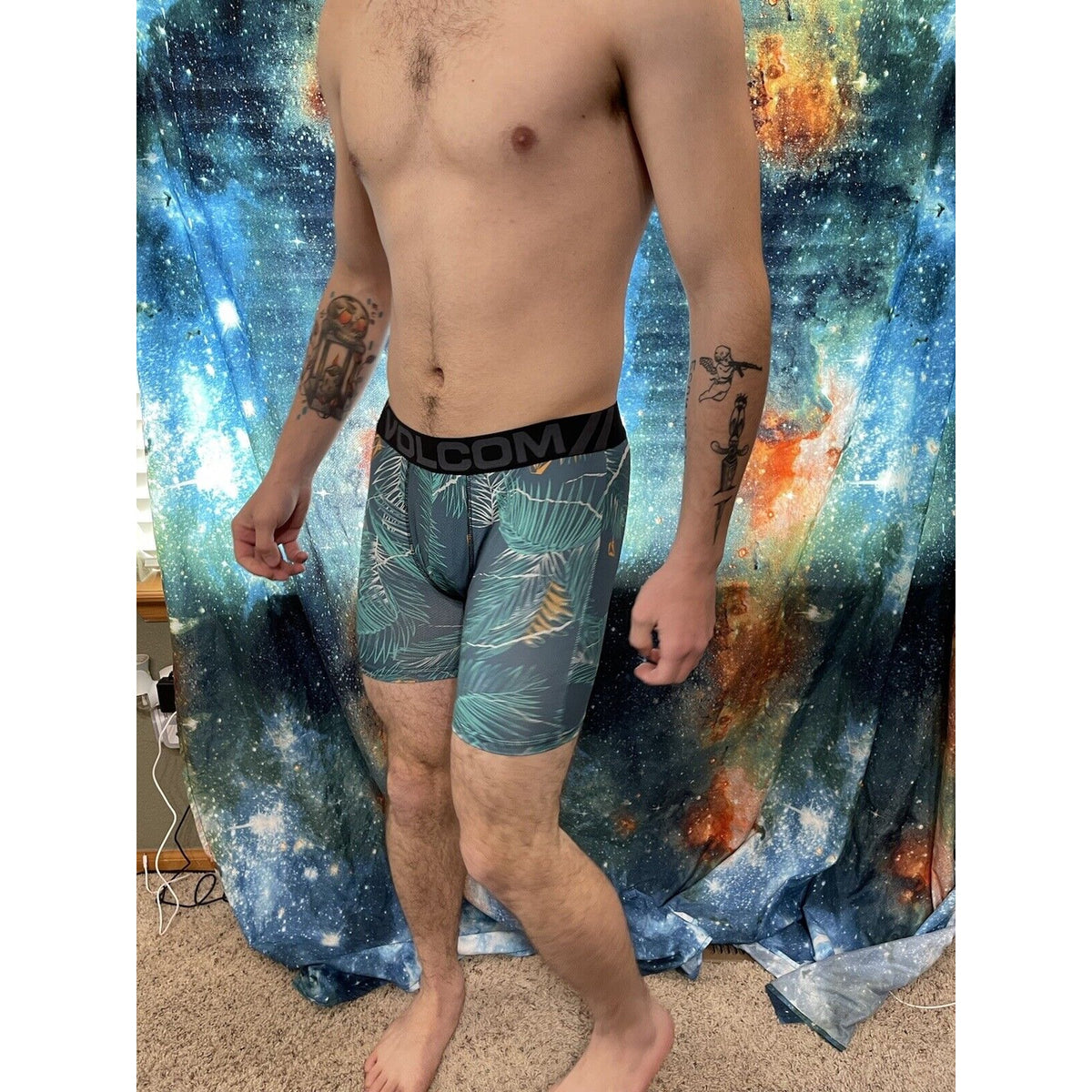 Men's volcom large tropical leaves compression shorts