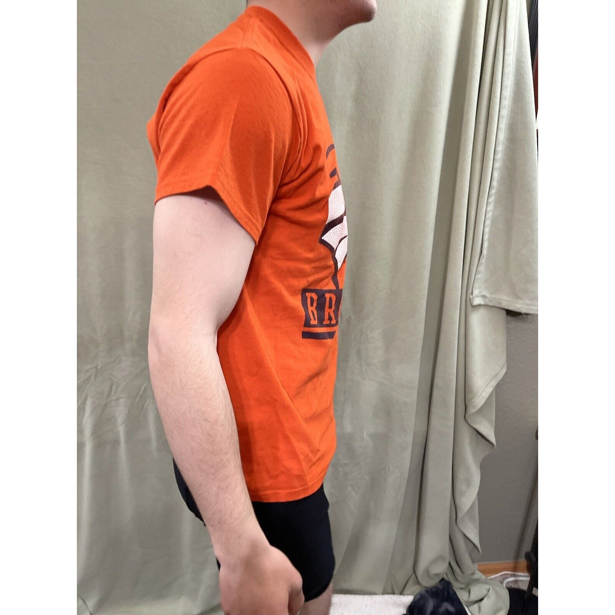 Denver Broncos Football Orange NFL Team Apparel T-Shirt Medium Excellent Cond