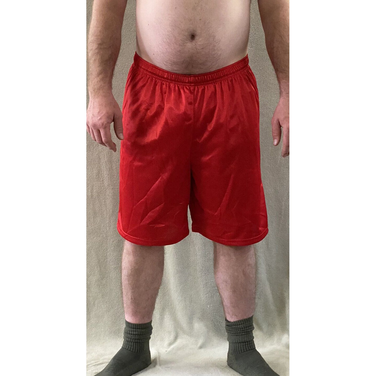 Soffe Men’s Large Bright Cardinal Red Basketball Training Polyester Mesh Shorts