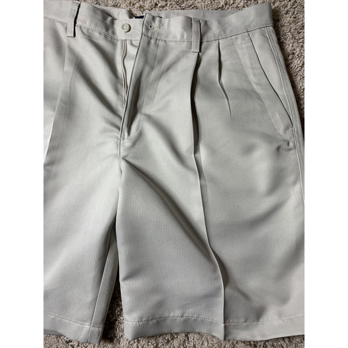 Dockers Golf Shorts Mens Tan/khaki Size 34 Stretch Material-Pleated Relax Fit
