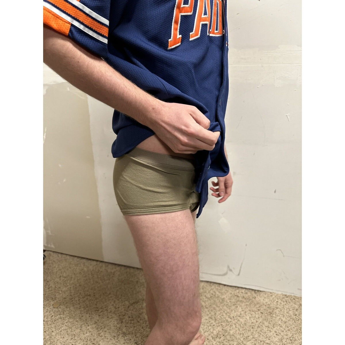 san diego padres genuine merchandise by starter fits like a medium jersey