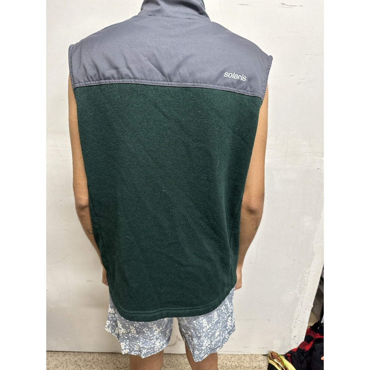 Men’s Large Green Solaris Sleeveless Vest Full Zip