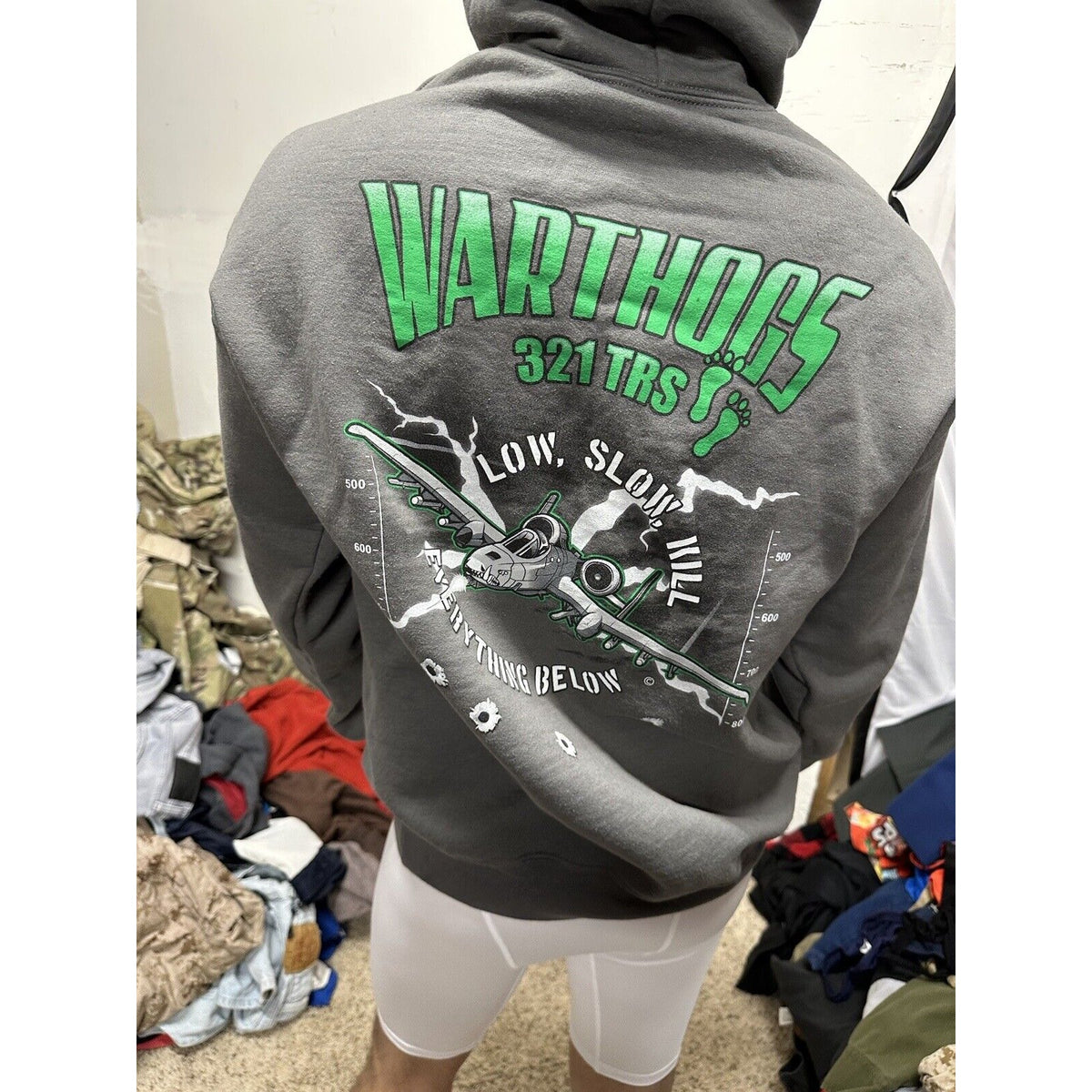 Men’s Gray CMSGT Hackney Training Complex  Lackland AFB TX Gildan Medium Hoodie
