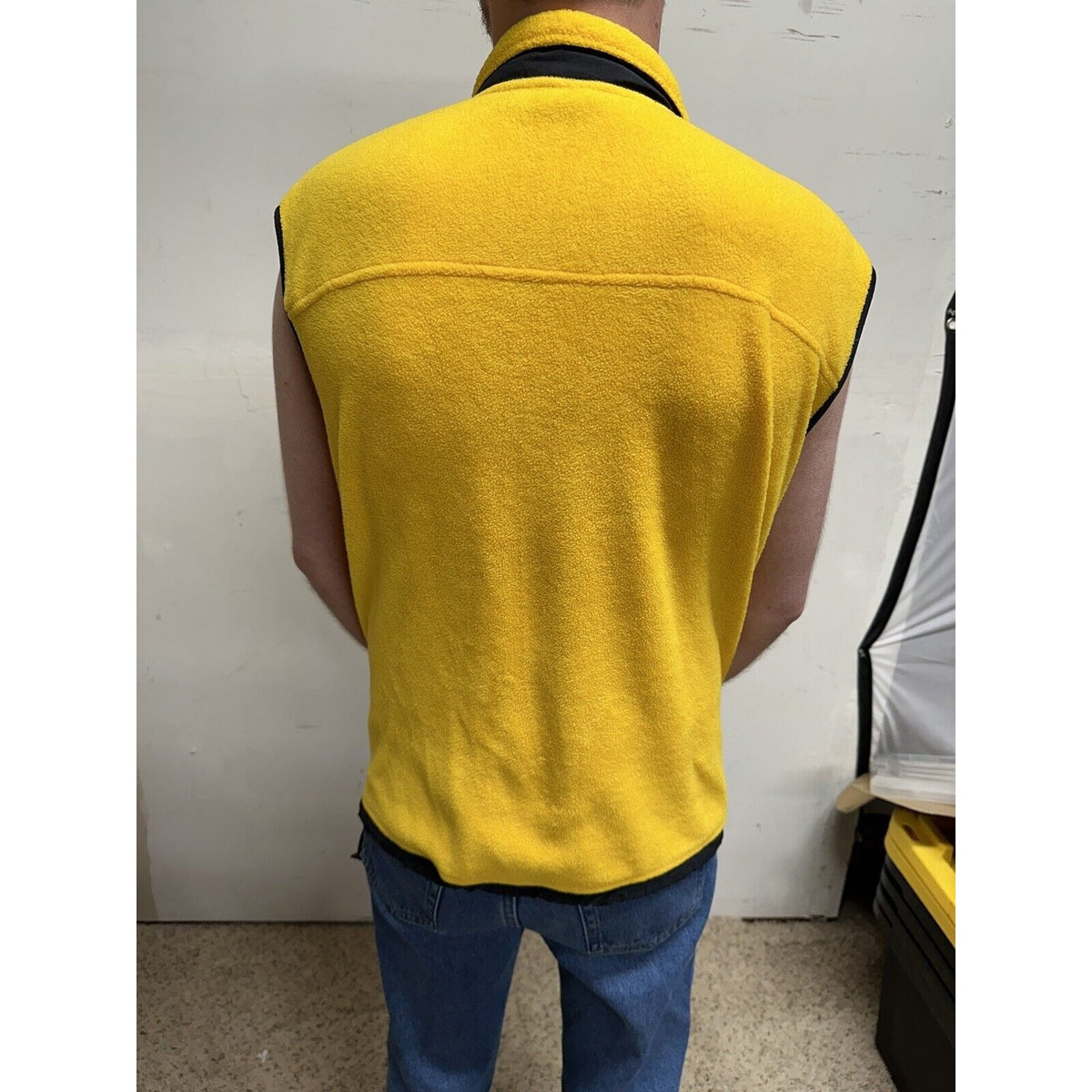 men’s XL prospirit yellow zip up sleeveless vest