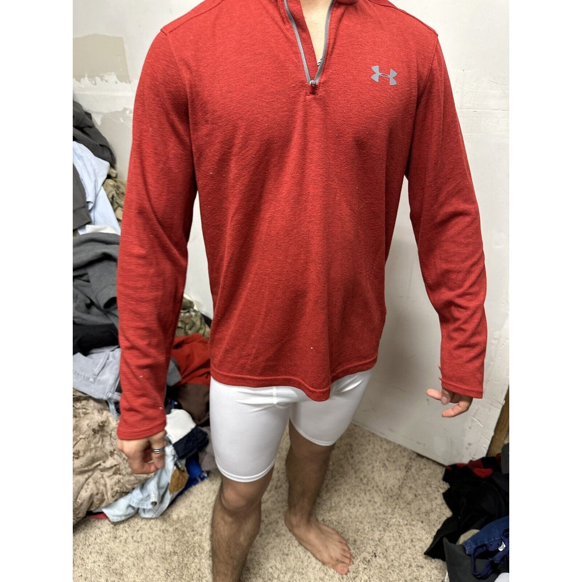 Men’s Red Loose Medium Under Armour 1/4 Zip Pull Over