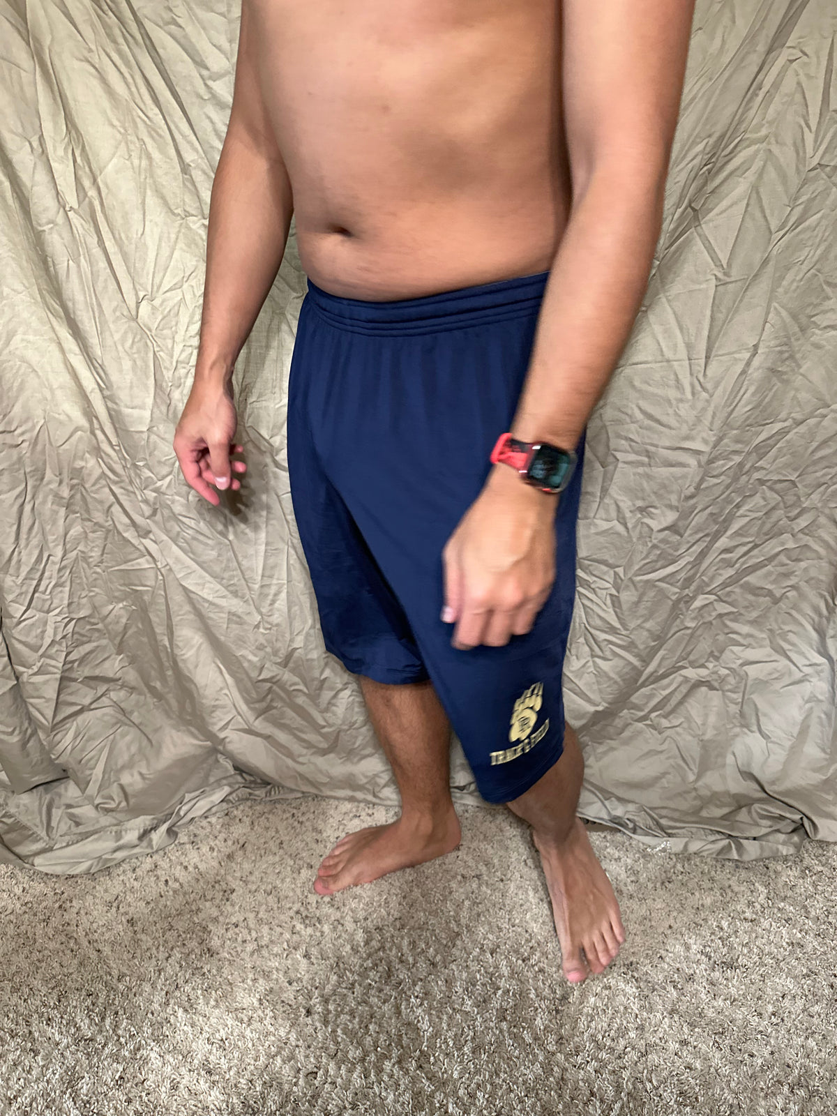 Men’s navy blue under armour heat gear loose shorts athletic no pockets rampart ridge high school track and field