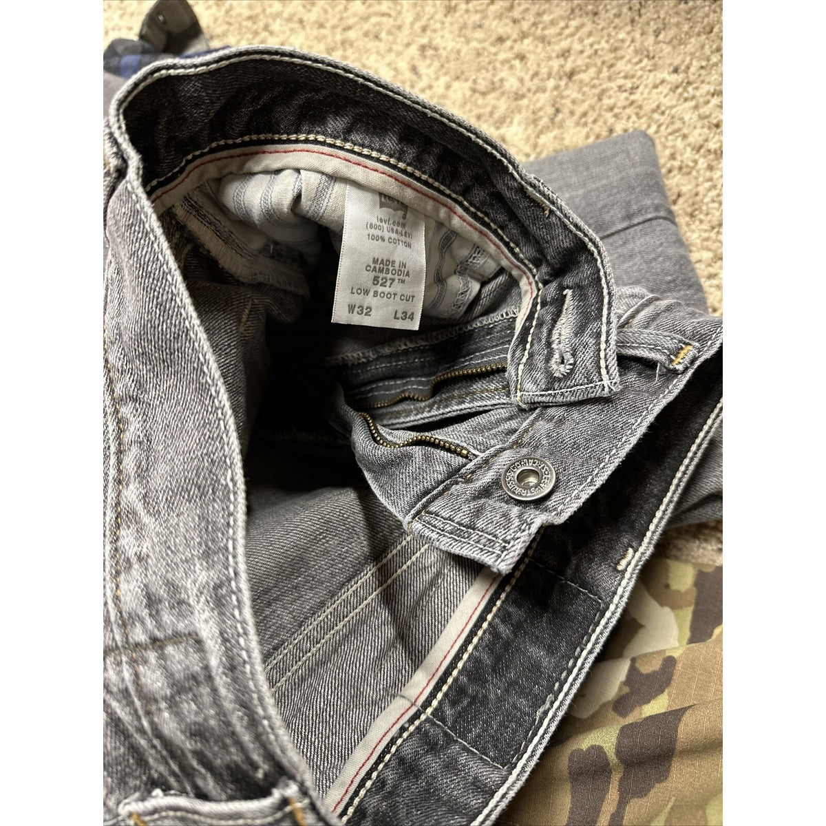 men’s black levis 527 low boot cut w32 l34