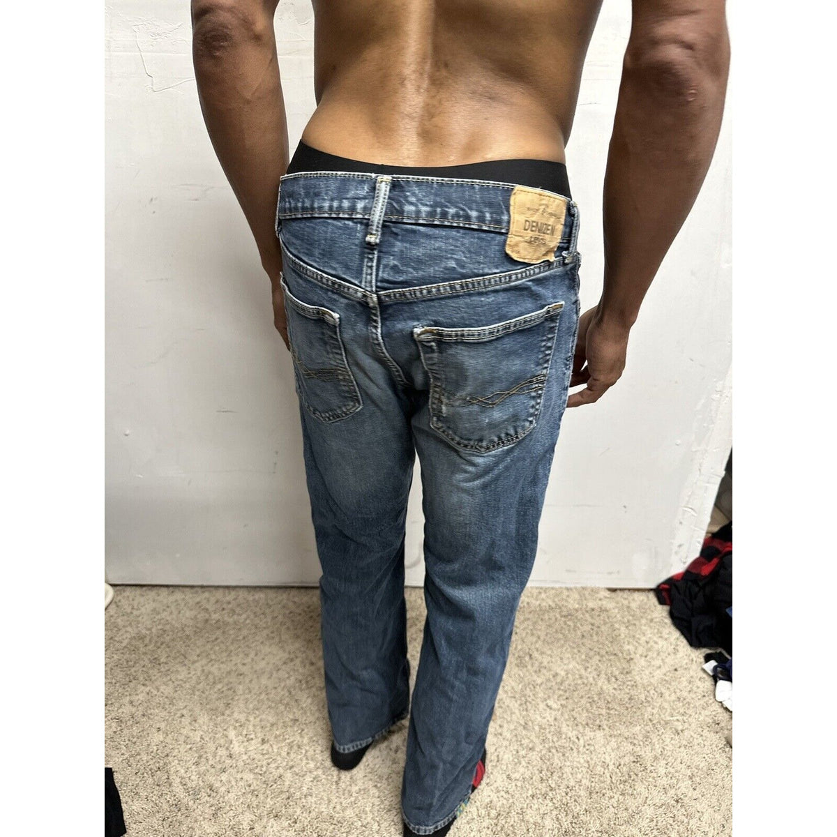 Men’s Denizen Levi’s 285 Relaxed Fit 32 X 32 Blue Jeans