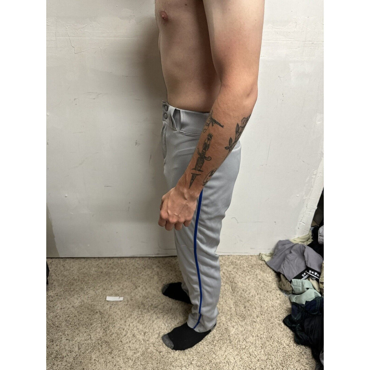 Men’s Gray Champro Adult Medium  Baseball Pants With Blue Line