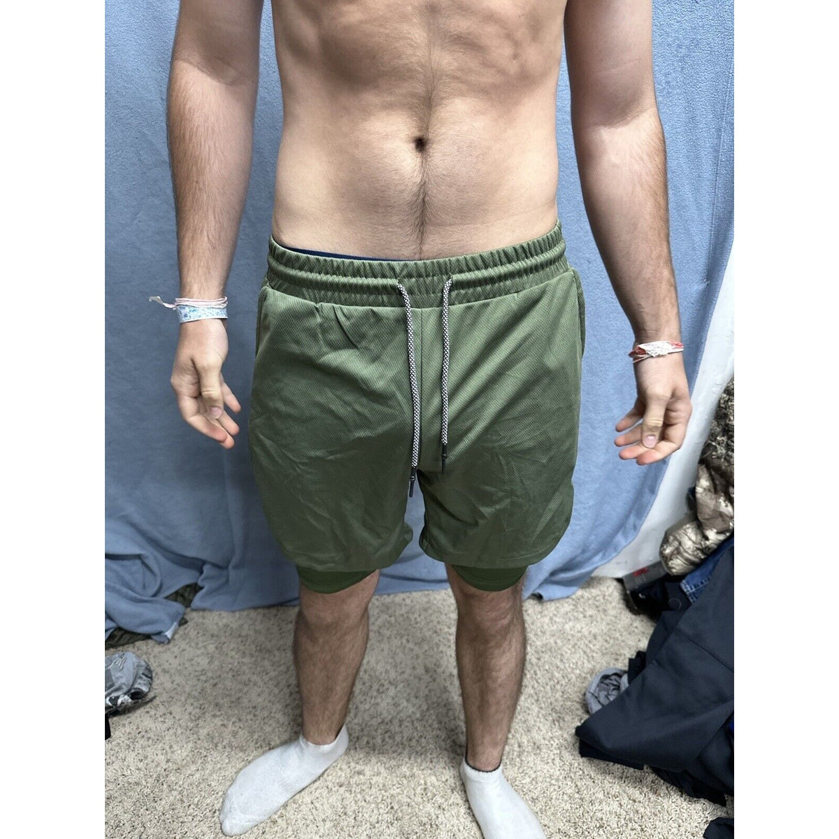 Men’s Olive Green Athletic Shorts Size Small With Built In Compression Liner
