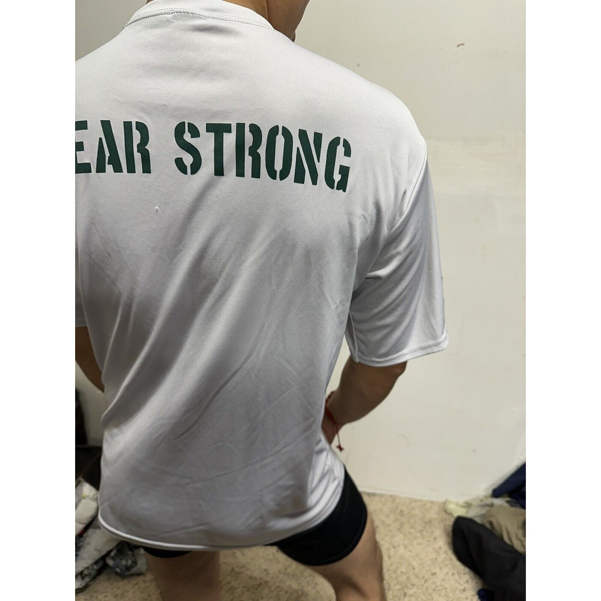 Men’s Baylor University Army ROTC Bear Strong Fits Like A medium