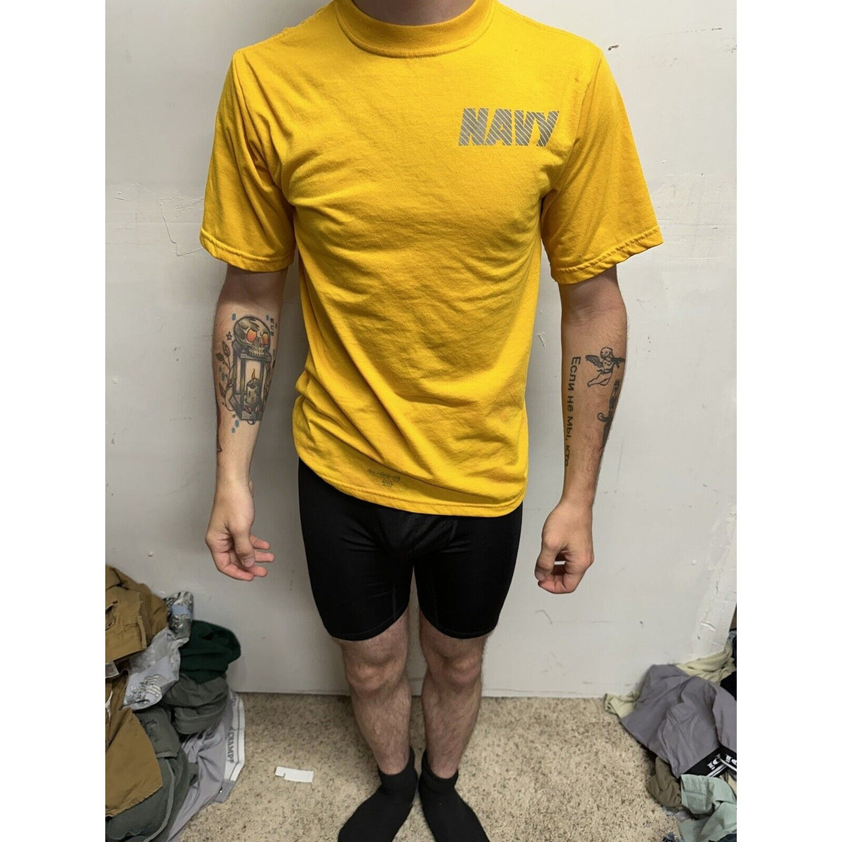 Men’s  Yellow Navy Physical Fitness Uniform Short Short Sleeve Small