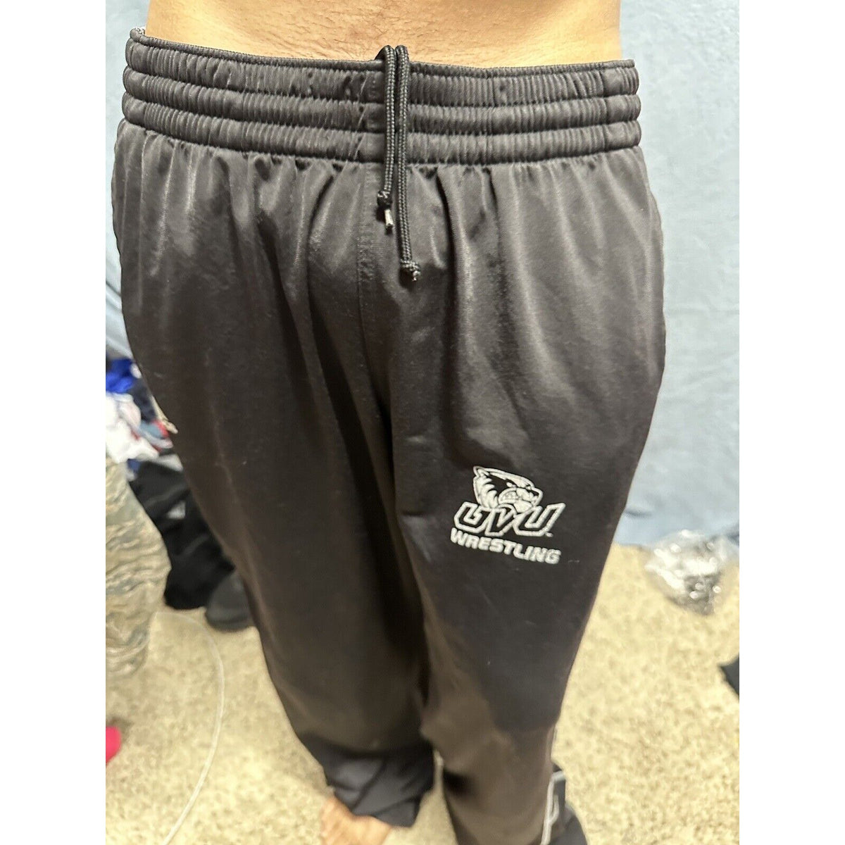 Men’s Black Adidas UVU Wrestling Sweat Pants Size XL Black