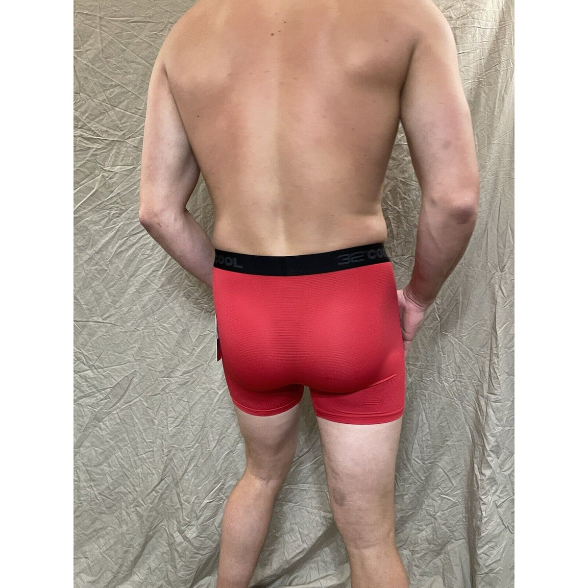 men's 32 degrees cool fire engine red compression boxer briefs Large