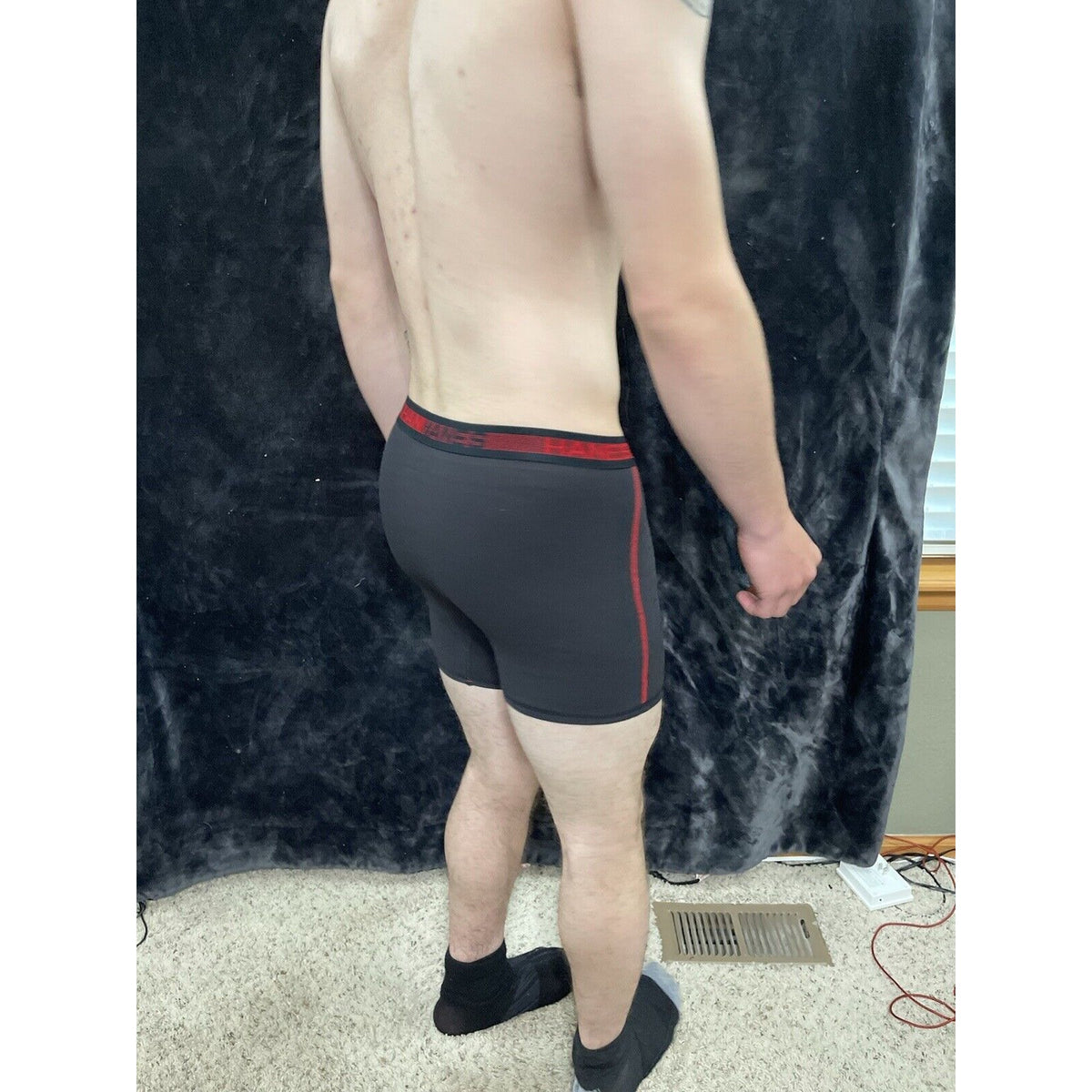 Men’s Black Hanes Small Boxer Briefs New