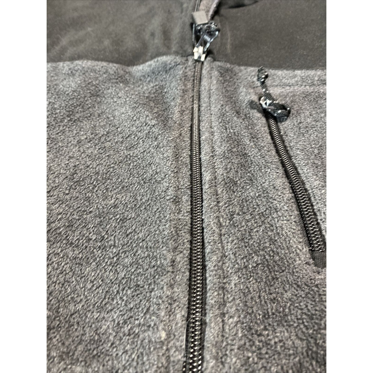 Old Navy Men's Large Black & Dark Gray Polyester-blend Zip-up Fleece Jacket