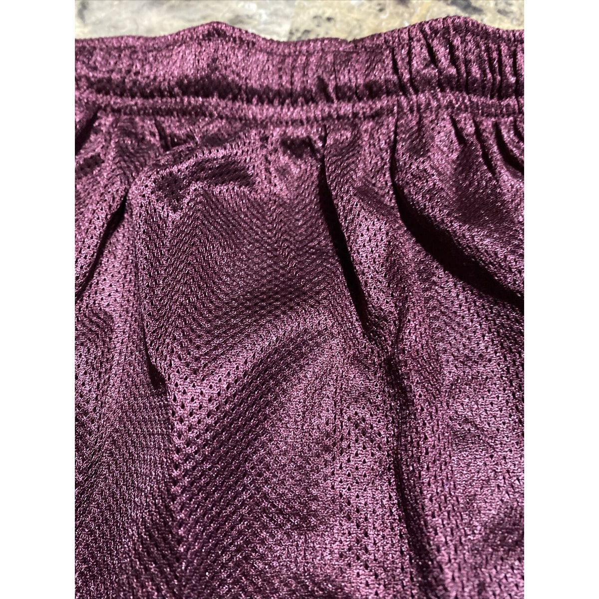 Soffe Men’s Large Burgundy Basketball Training Polyester Mesh Shorts