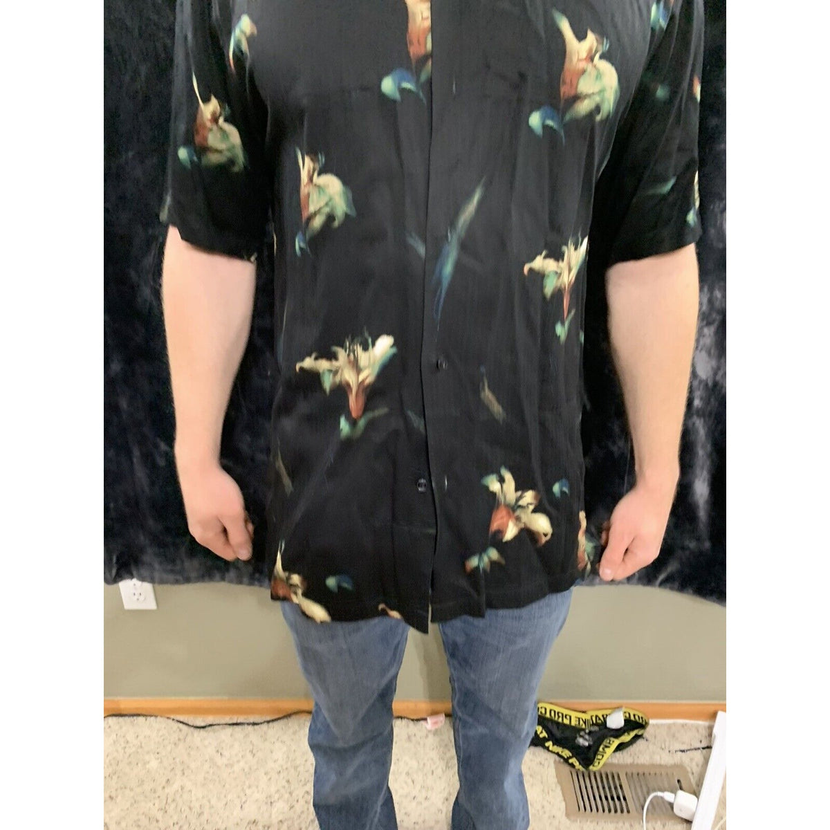 Metro Concepts Mens Medium Button Down Short Sleeve Shirt Black - Leaf Design