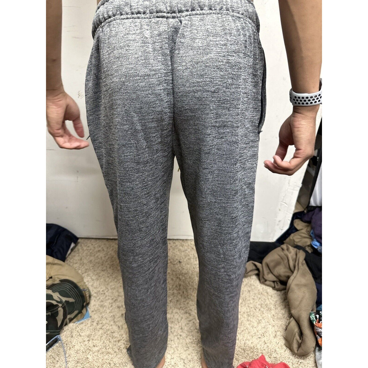Men’s Gray Umbro Medium Sweat Pants Brasil Logo Zippered Pockets