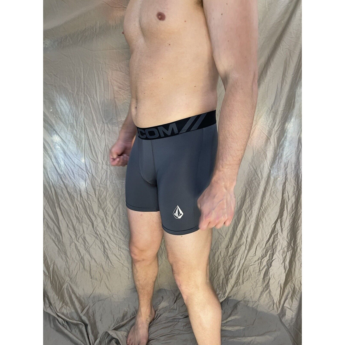 men's gray volcom small athletic compression boxer briefs